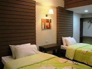 Pineapple Island Resort Daet Экстерьер фото